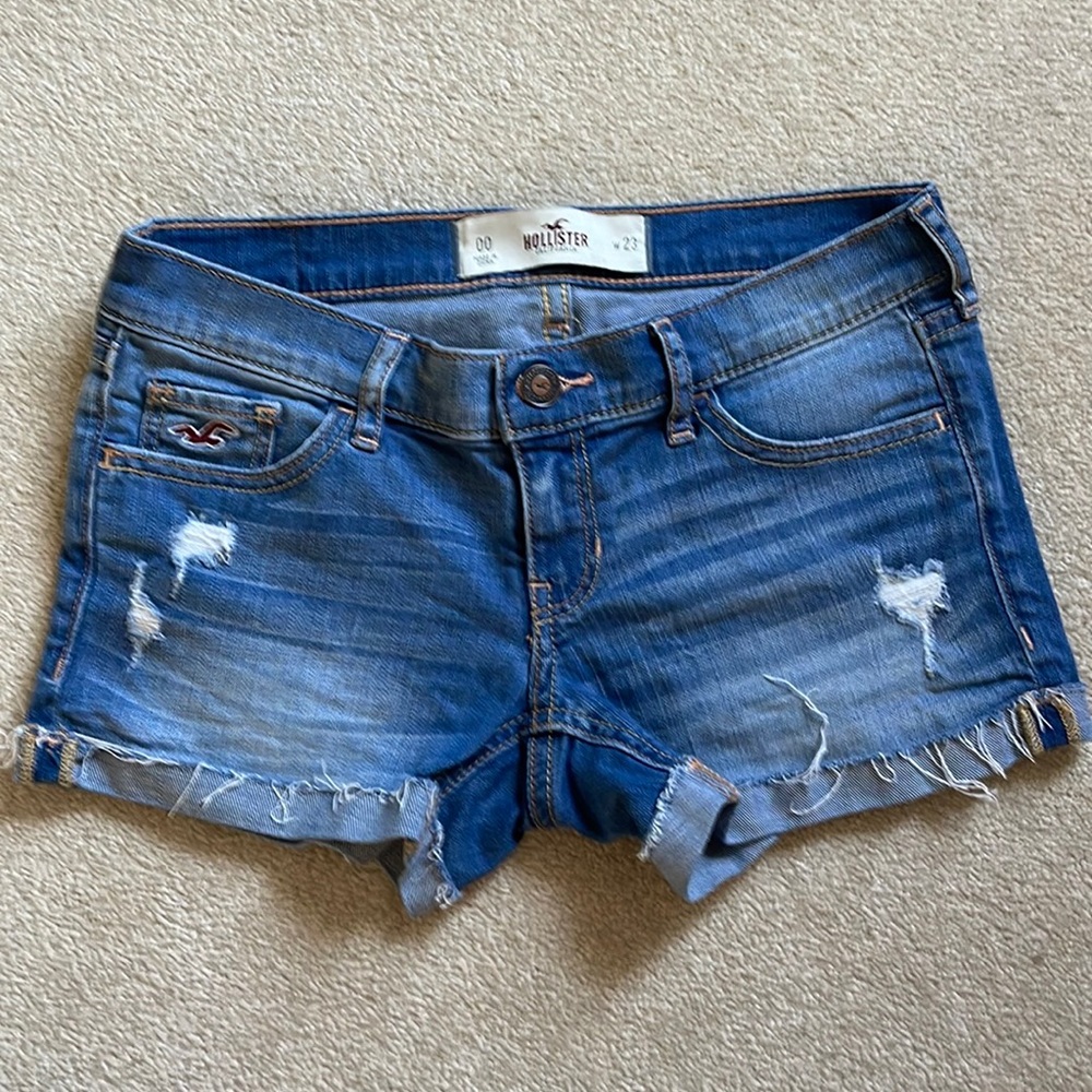 Hollister denim shorts, low rise